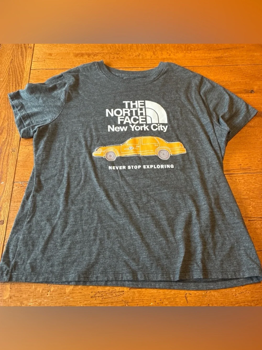 The North Face women Gray T-Shirt with Yellow Taxi Graphic - Picture 1 of 5